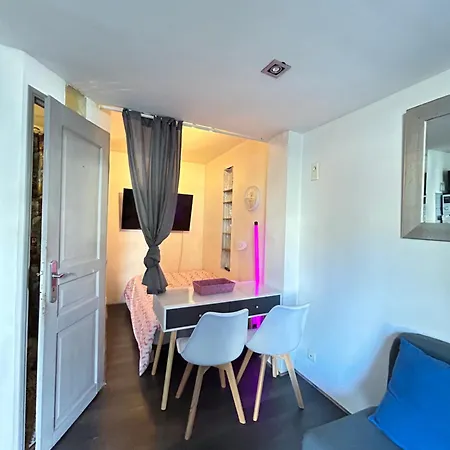 Appartamento Charmant Studio A Centre